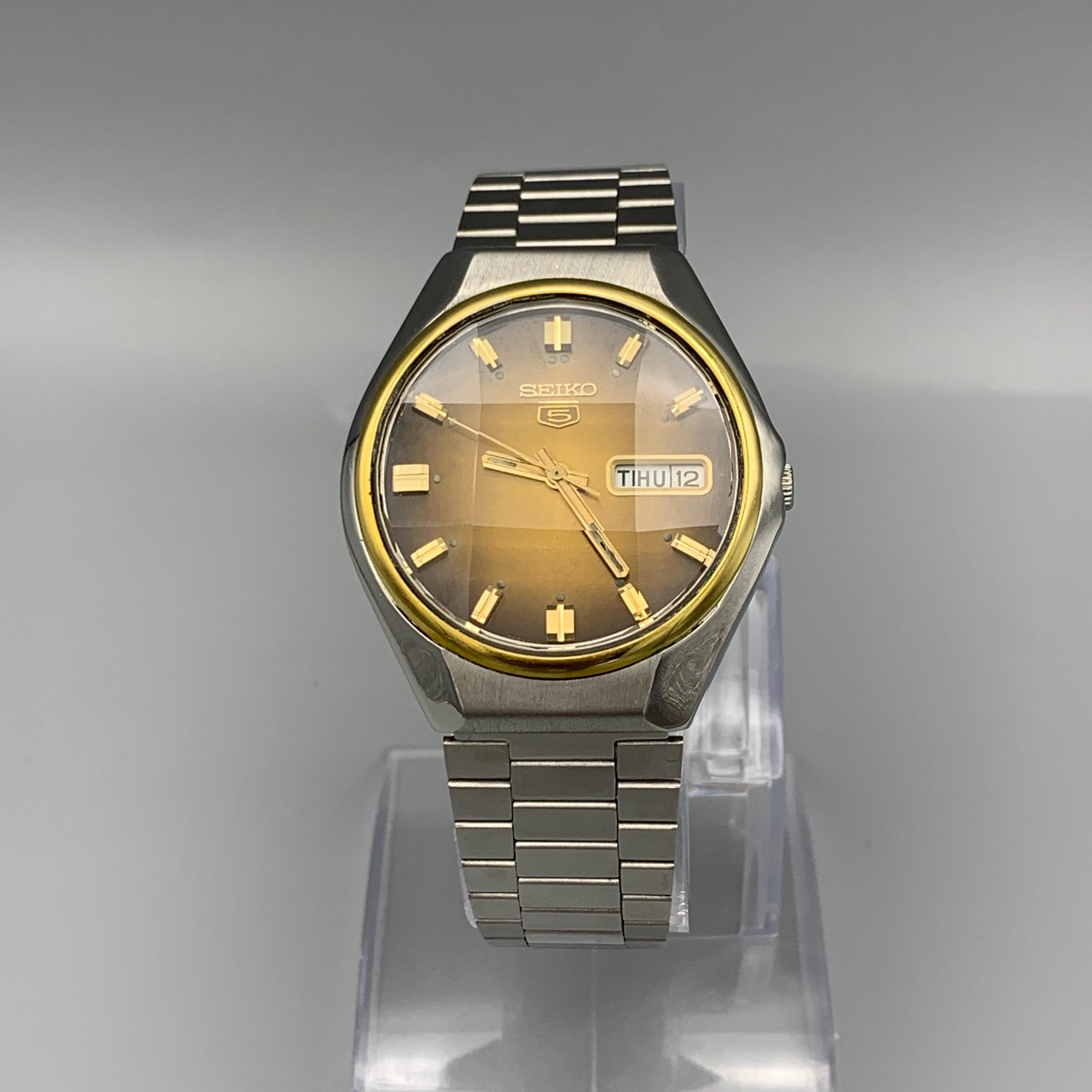 1972年 seiko5 ヴィンテージ セイコー5 6119-6400 1971 Seiko 6119-6400 Automatic 5 Sports 70m Sport Diver “UFO”