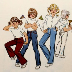 May include: Vintage Kwik Sew pattern 1029 for slim sizes 4-5-6. The illustration shows four children in white shirts and jeans. The pattern cover has the text "KWIK SEW" and "SLIM SIZES". Designed by Kerstin Martensson.