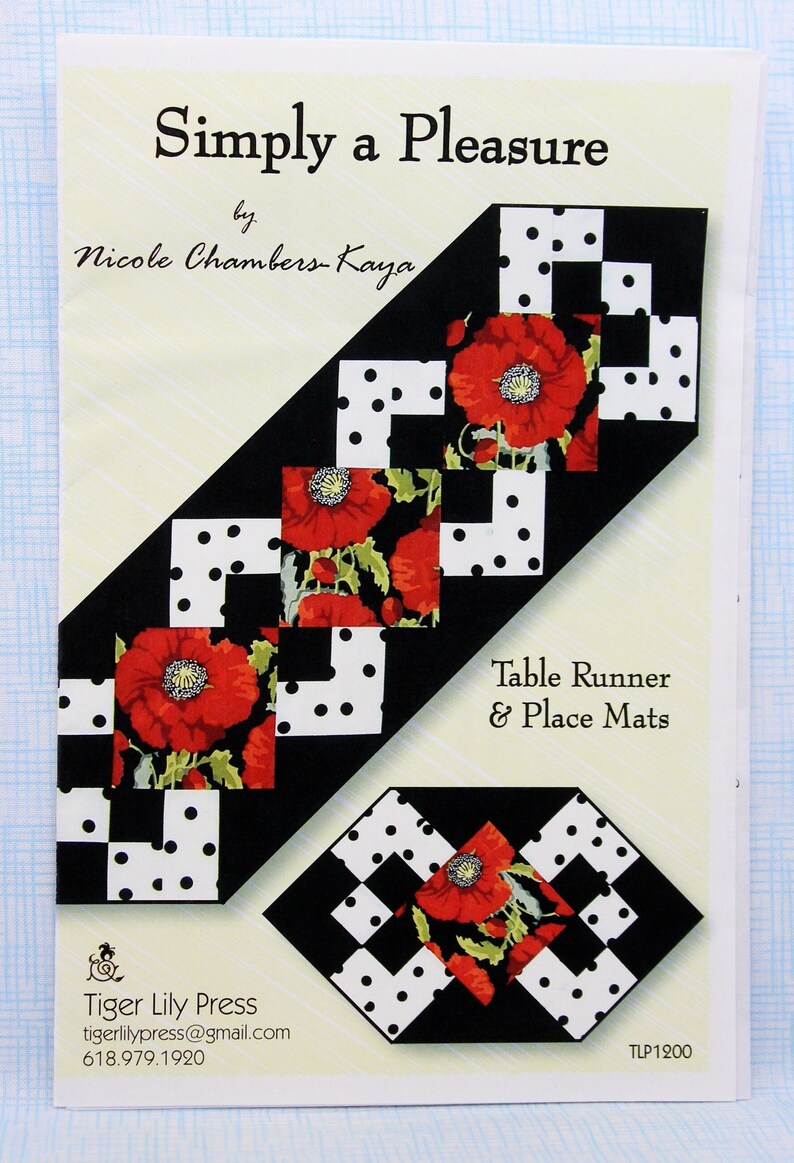 Simply a Pleasure Table Runner and Place Mats Sewing Pattern Etsy