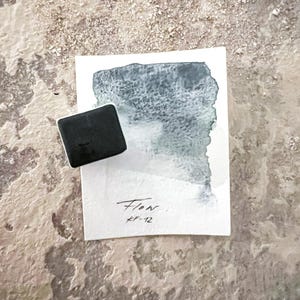 KF-12 vegan, handmade watercolor paint in 1/2 pan in dark blue | Vegan watercolor paint highly pigmented