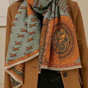 Foulard Vintage Motifs équestres - Rouge Polyester - Occasion Très Bon état