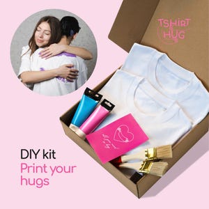 Kit fai da te per dipingere su tessuto, regalo per lui, regalo per lei. Kit per impronte di mani per tessuto. Pacchetto per realizzare magliette di cotone biologico di qualità premium.