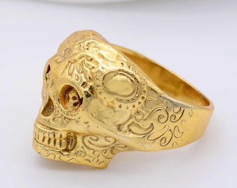 Skull of Life Ring | Gold Plated Sugar Skull Ring | Día de los Muertos Inspired Ring | Memento Mori Statement Jewelry | Gothic Gift