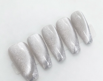 Prism Glitter Katzenauge Medium Coffin Nails | Silber holographische Zucker Glitzer Drücken Sie auf die Nägel Glas French Maniküre