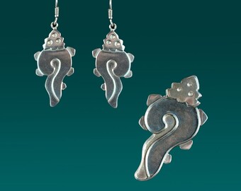 Aztec Shell Pendant/Brooch and earring set.