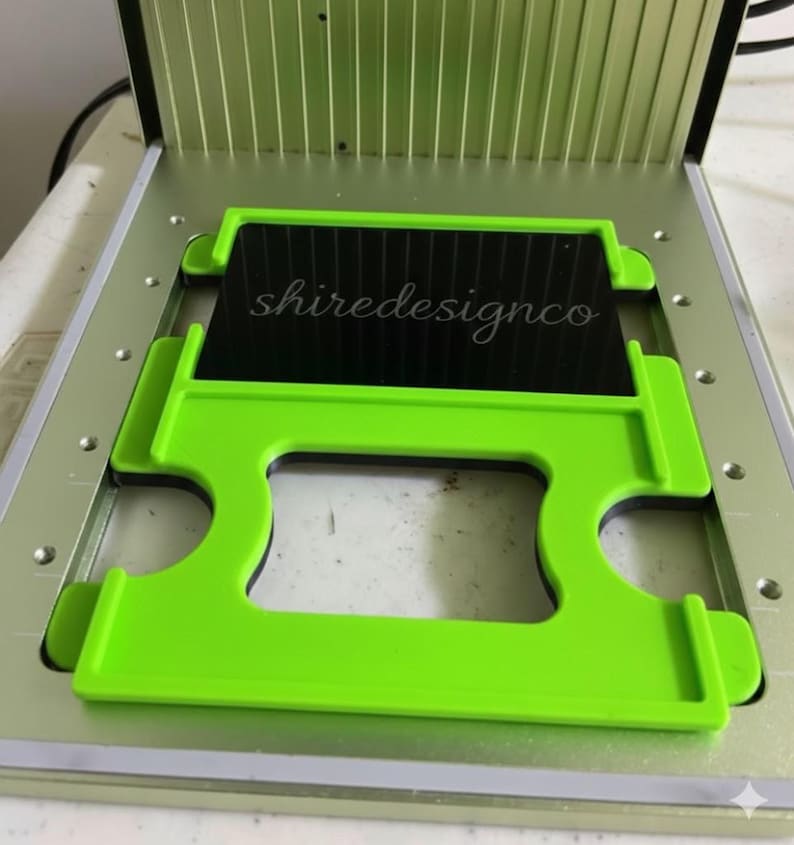 Fixierplatte Mit 6 Schlitten Für XTool F1/F2 Ultra – Aluminium Zubehör Für Laser, Münzen, Visitenkarten