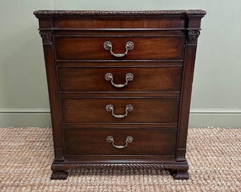 Antike Edwardian Mahagoni Kommode | Frühes 1900s Holzgeschnitzte Kommode | Vintage Schrank mit 4 Schubladen und Messing Griffen