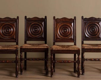 Set mit 4 französischen Rush Esszimmerstühlen von Charles Dudouyt, 1940er Jahre Vintage rustikale skulpturale Stühle