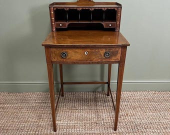 Escritorio antiguo victoriano de caoba Bonheur Du Jour / Escritorio de señora del siglo XIX con cajón secreto / Elegante escritorio vintage