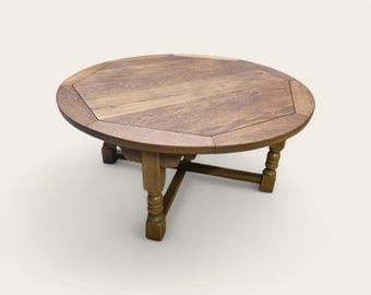 Vintage Eiche Couchtisch | Alter Charm Holzgeschwister | 1970er Jahre Massivholz Runder Tisch | Tudor Style Rustikale Wohnzimmer Möbel