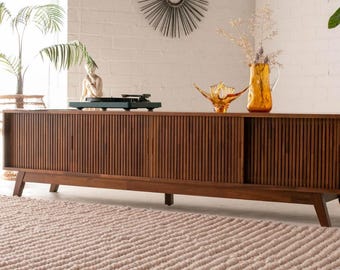 Mid Century Modern Fernsehtisch | Solid Wood Media Konsole | Low-Profile-Credenza | Schiebetürenschrank | Wohnzimmerschrank