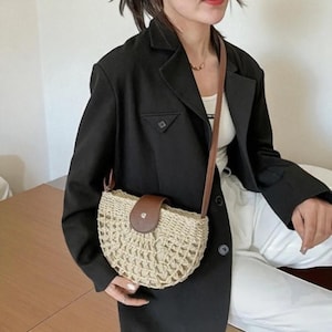 Summer Straw Bag for Women – Fashion Semicircle Rattan Crossbody, Handmade Messenger Handbag, Travel Beach Tote Purse