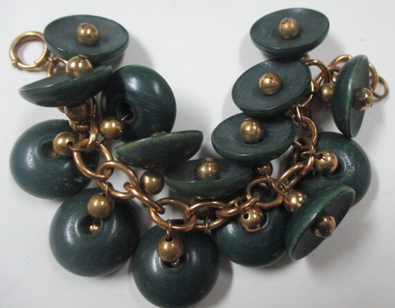 Green Wooden Charm Bracelet 40s50s - image 4