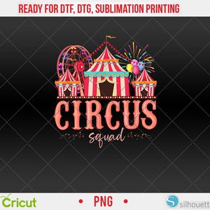 Puede incluir: Un diseño colorido con temática de circo con una noria, carpas y fuegos artificiales. El texto "CIRCUS squad" se muestra en una fuente lúdica. El diseño está sobre un fondo negro con un patrón de diamantes. Listo para DTF, DTG, impresión por sublimación.