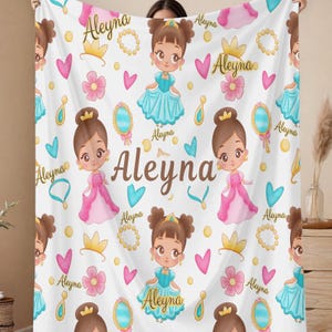 Personalized Princess Blanket, Custom Name Blanket for Girls, Soft fleece Blanket, Fairy Tale Nursery Decor, Toddler Bedding, Baby Shower
