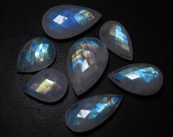 AA-high quality RAINBOW MOONSTONE so gorgeous full flashy fire super sparkle faceted Heart briolett size 10-5 mm 20 pcs