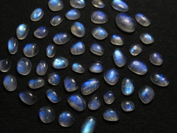 Arc-en-pierre Arc-en-pierre Arc-en-pierre de lune - AAA - haute qualité lisse poli tranches magnifique arc en ciel feu taille - 4.5x6 - 8x11.5 mm - 51 pcs 504332 Arc-en-pierre Arc-en-pierre Arc-en-pierre de lune - AAA - haute qualité lisse poli tranches magnifique arc en ciel feu taille - 4.5x6 - 8x11.5 mm - 51 pcs 504332