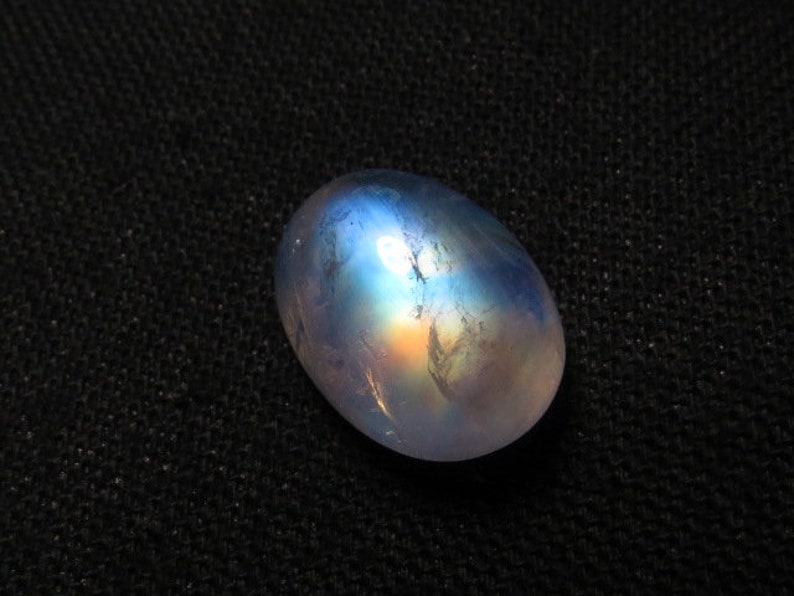 High Quality So Gorgeous amazing Cabochon amazing Strong Flash Fire Huge size 12x16 mm Height 8 mm Rainbow Moonstone AAAA