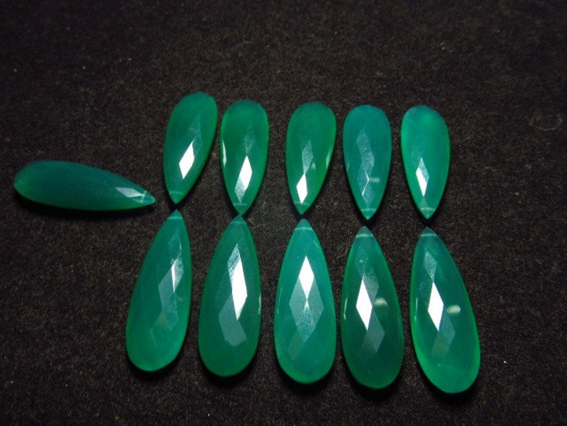 Gorgeous GREEN COLOUR CHALCEDONY 12x35 mm Long 3 Matched Pair Faceted Pear Briolett Drilled