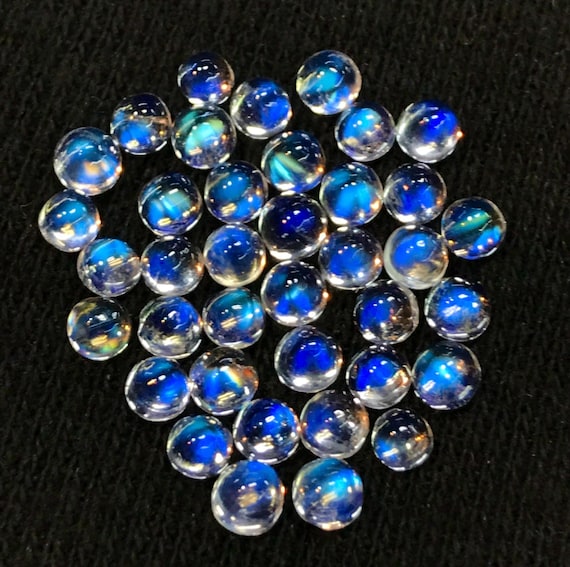 AAAAA Rainbow Moonstone Cabochons: Flashy Fire, 3mm (50 pcs)