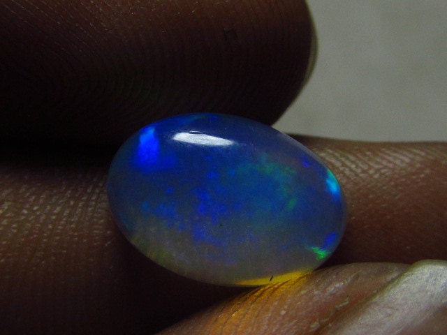 8 x 12 mm - Cabochon ovale coupé - WELO éthiopien opale - incroyable feu vert bleu Mix 8 x 12 mm - Cabochon ovale coupé - - - WELO éthiopien opale - incroyable feu vert bleu Mix b29694