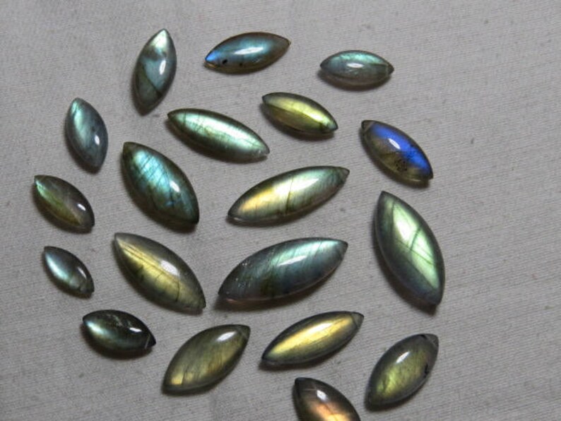 5x12-9x25 mm- 19 pcs High Quality So Gorgeous LABRADORITE AAA Smooth Polished Marquise Briolettes Nice Strong Blue Multy Fire size