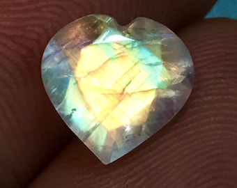 Rainbow Moonstone - AAAA - High Quality Fine Cut Faceted Sparkle - Heart Cut Stone - Amazing Blue Fire - size - 9x9 mm Height - 5.5 mm