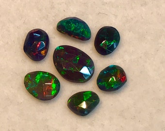 Opal - AAAA+++  welo Ethiopian Opal Natural opal - Black Smoked Opals Fine Cut Rose Cut slices super sparkle - size 5x7 - 7.5x11 mm - 7 pcs