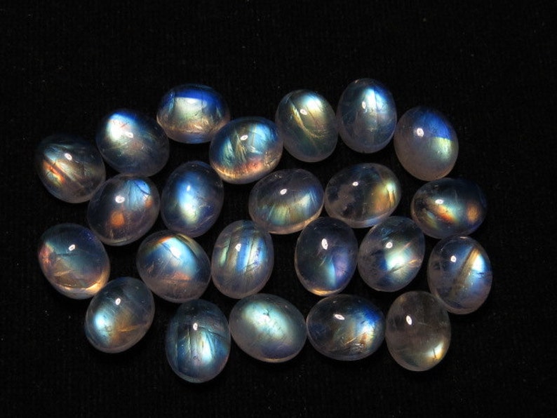 AAAA High Grade Quality Rainbow Moonstone Oval Cabochon Gorgeous Rainbow Flashy Fire size 8x10 mm 25 pcs Wholesale Lot