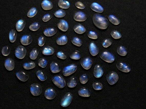 Arc-en-pierre Arc-en-pierre Arc-en-pierre de lune - AAA - haute qualité lisse poli tranches magnifique arc en ciel feu taille - 4.5x6 - 8x11.5 mm - 51 pcs 504332 Arc-en-pierre Arc-en-pierre Arc-en-pierre de lune - AAA - haute qualité lisse poli tranches magnifique arc en ciel feu taille - 4.5x6 - 8x11.5 mm - 51 pcs 504332