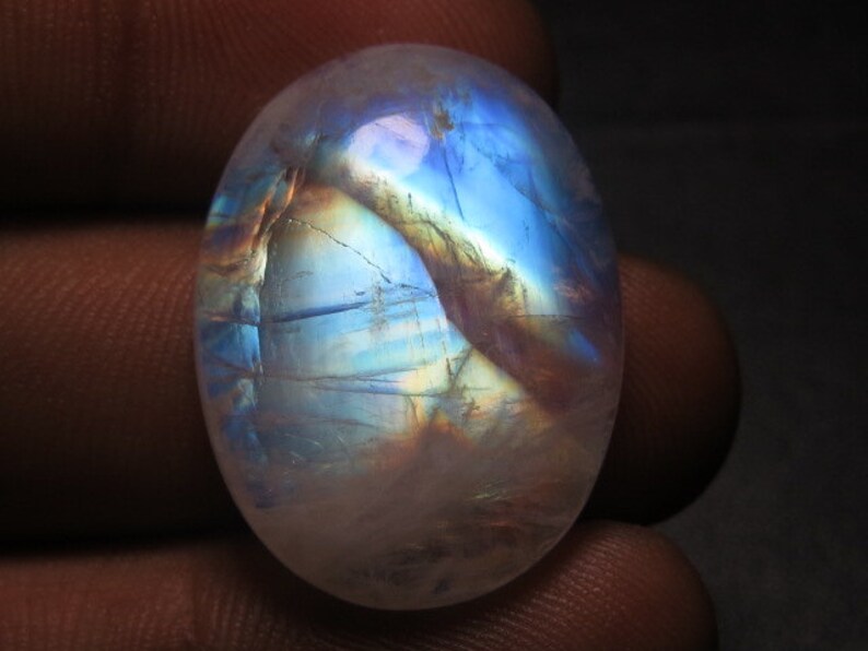 High Quality Gorgeous Blue Fire Strong Flash Oval shape Cabochon 20x26 mm Huge Size Rainbow Moonstone