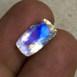 Rainbow Moonstone - AAAAA - High Quality Faceted Fine Cut - Stone Amazing Rainbow Strong Flash Fire - Huge size - 6.5x12 mm