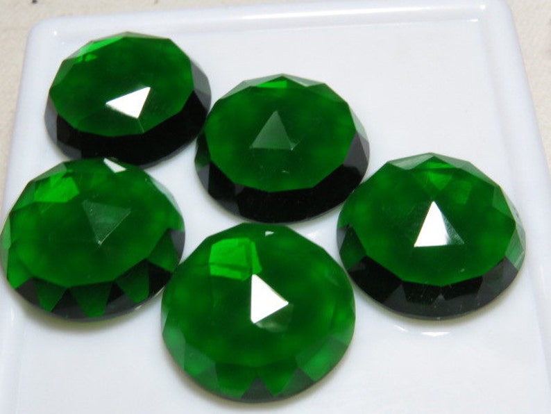 Emerald Green Color Men Made Stone QUARTZ 10 pcs So Gorgeous Nice Color Super Sparkle Rose Cut Cabochon size 19x19 mm