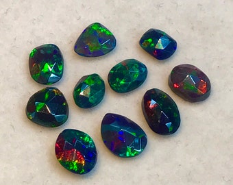 Opal - AAAA+++  welo Ethiopian Opal Natural opal - Black Smoked Opals Fine Cut Rose Cut slices super sparkle - size 5x7 - 6x9 mm - 10 pcs