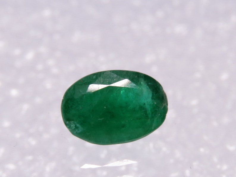 EMERALD From Colombian 100/% Natural Not Any Treated Natural Green Color Fine Cut Faceted Oval Stone Sparkle size 6x9 mm Height 4 mm