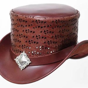 Dames lederen bloemen gegraveerd Berry Square Concho dames hoge hoed Steampunk