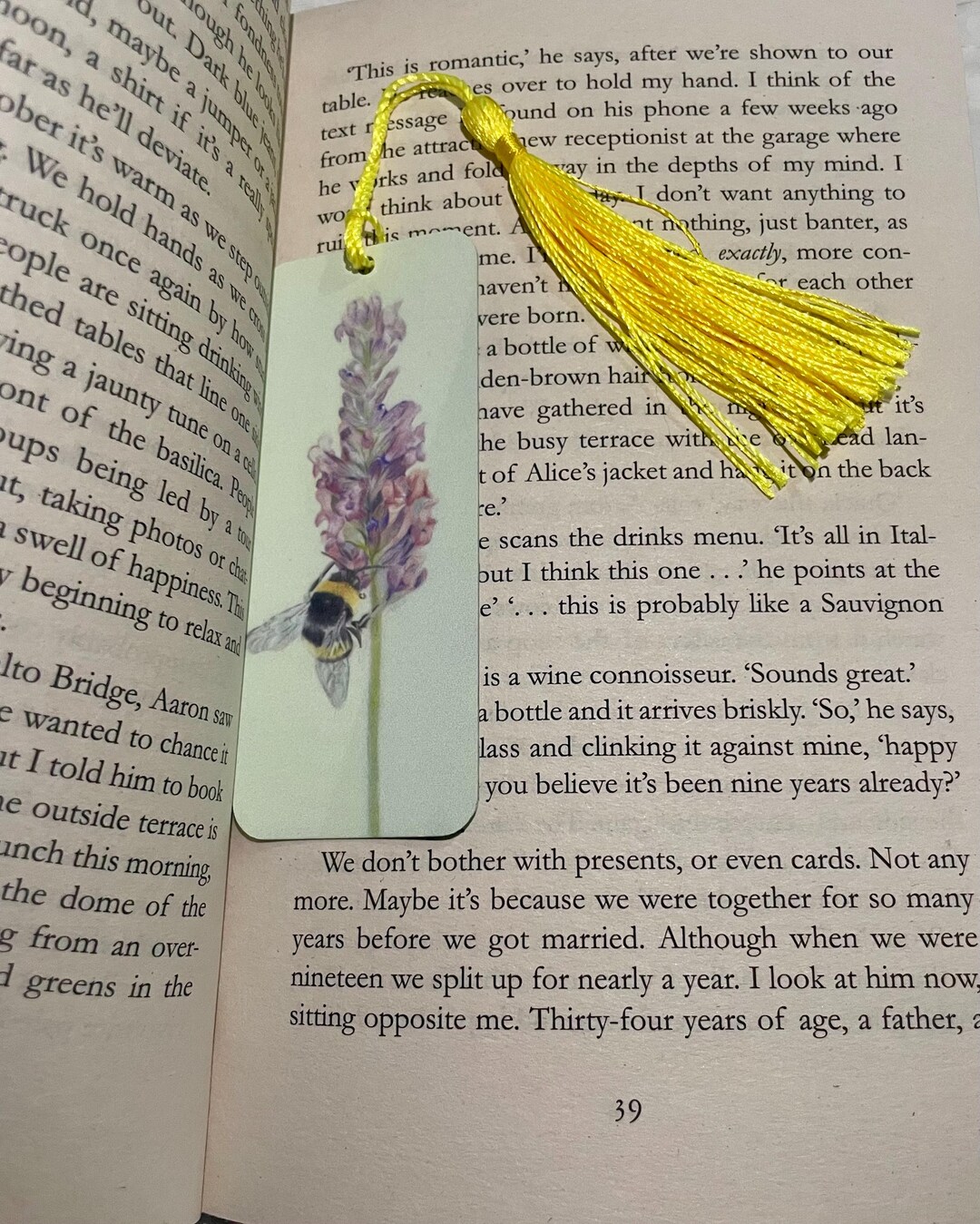 Bumble Bee Flower Bookmark: Metal Bookmark With Yellow Tassel - Etsy