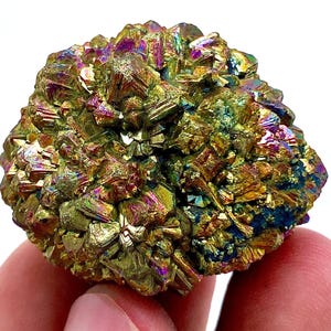 Spécimen de cristal de pyrite irisé : 312 carats, minéraux du Pakistan