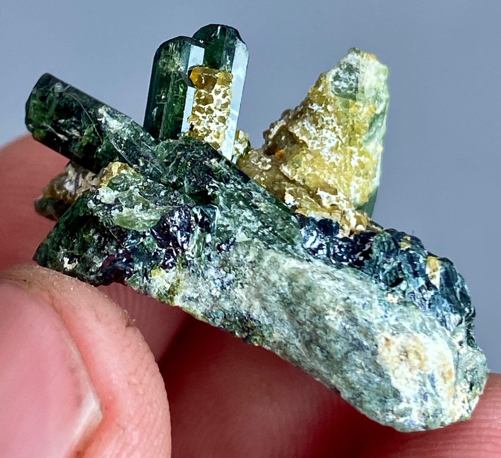 Topazolite garnet - Etsy 日本