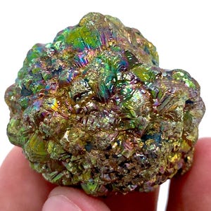 Spécimen de cristal de pyrite irisé : décor minéral très lustré, Pakistan