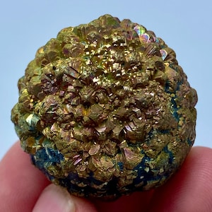 Spécimen de marcassite étoilée irisée : pierre minérale naturelle, Pakistan