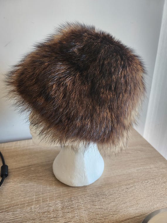 Vintage Stella Creations Raccoon Fur Hat - Warm Winter  display picture 3