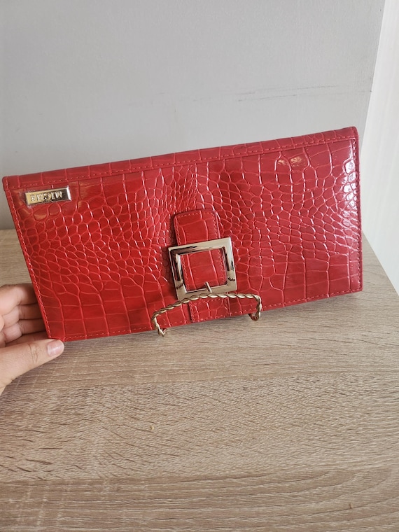 Vintage Red Croc Miche Handbag Shell Bold Textured Elegance