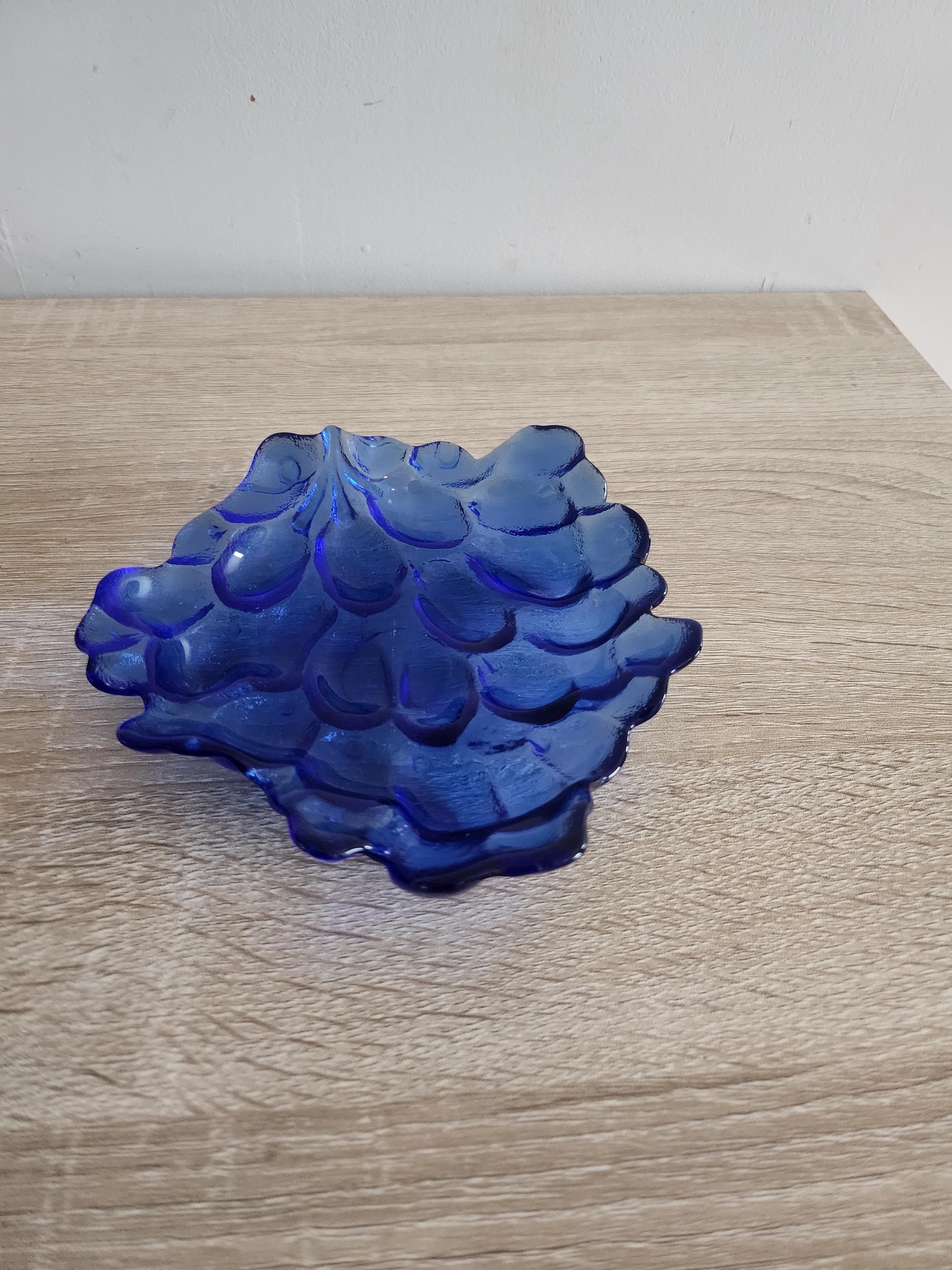 ヴィンテージ コバルトブルー ガラス ボウル - エンボス加工された花柄