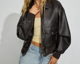 Handgemaakte oversized zwarte leren damesjas jaren 90: vintage boxy pasvorm