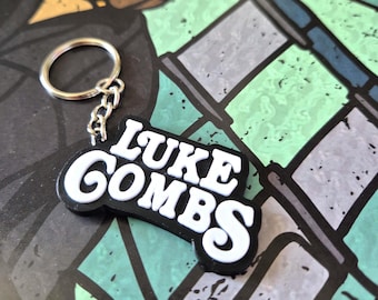 Llavero de Luke Combs – Llavero de música country – Logotipo impreso en 3D – Regalo de concierto country – Regalo rústico para fanáticos del country – Donde viven los monstruos