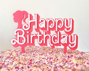 Adorno para pastel de cumpleaños inspirado en Barbie, impreso en 3D.