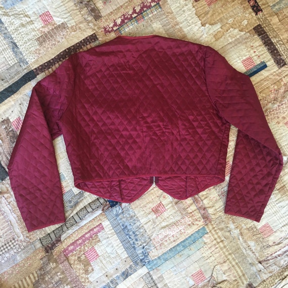 1940s Vintage Quilted Burgundy Zip Up Crop Quilte… - image 5