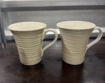 VTG Pottery Barn PB Cream SOLE  Coffee/Tea/Cocoa Mug Set Of 2 *