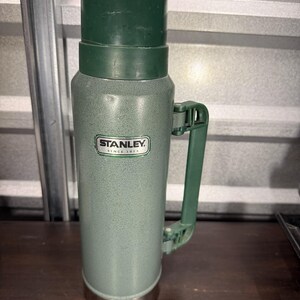 VINTAGE Stanley Aladdin Thermos Us-Made A-944dh Green Metal Vaccum Bottle USA * image 1